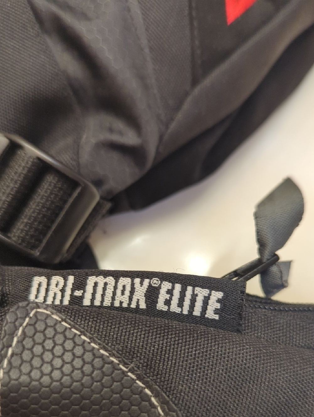 Continental Divide Gloves - Picture 3 of 7